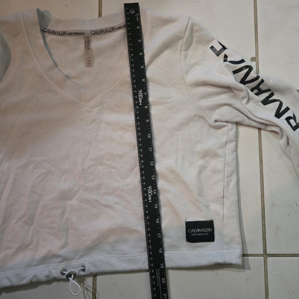 Calvin Klein Performance V Neck Cropped Sweatshirt Cinched Waist Lg Short Hoodie - Picture 15 of 15